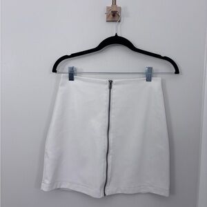 Abercrombie & Fitch White Vegan Leather Skirt With Front Zipper